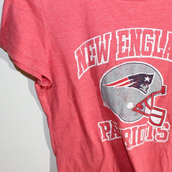 New England Patriots Womens Medium Pink Teeshirt - Picture 2 of 4